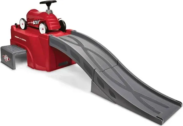 Radio Flyer 500 Ride-On with Ramp
