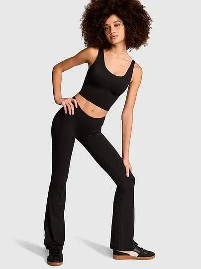 Ivy Fleece Off-The-Shoulder Sweatshirt