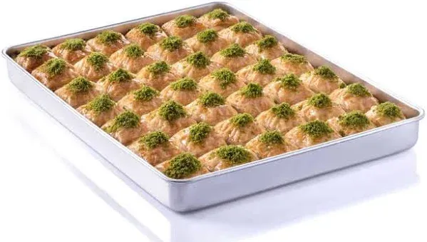 Baklava with Pistachio (1 Tray) - 2.5 kg (5.51 lbs)