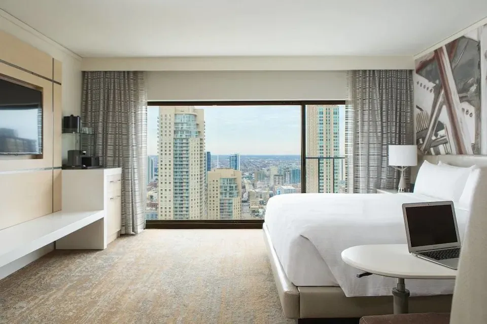 Chicago Chicago Marriott Downtown Magnificent Mile Mar 22 - Mar 23