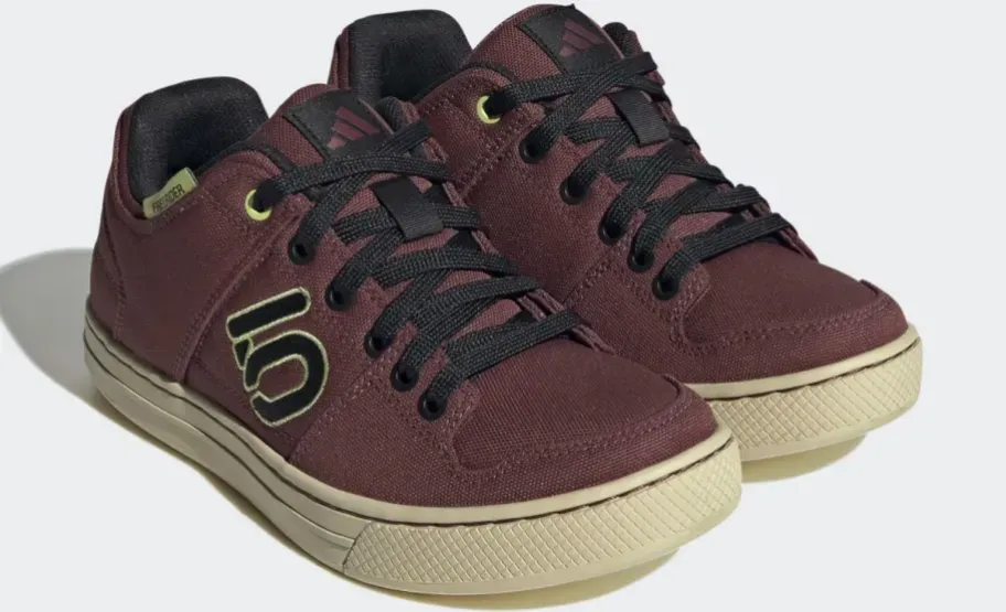adidas Womens Five Ten Freerider Canvas Mountain Bike Shoes in Burgundy
