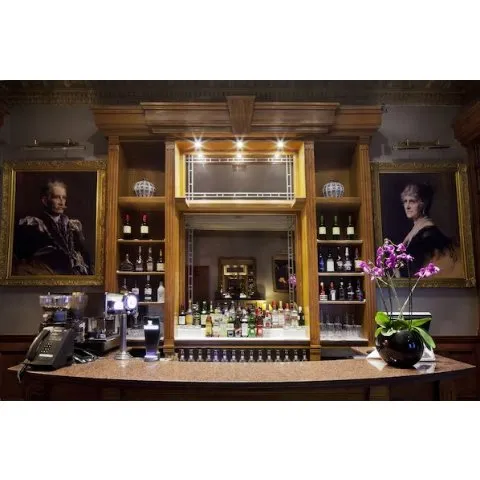 Gem Strathmore Hotel