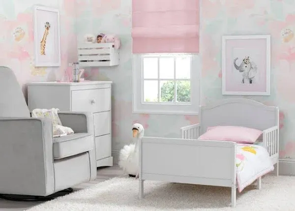 Delta Children Bennett Toddler Bed