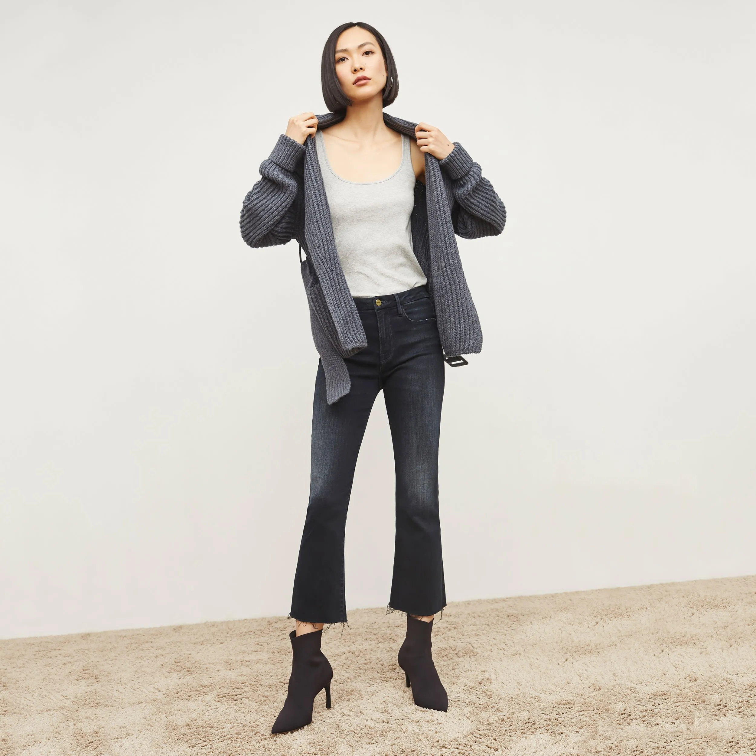 M.M.LaFleur The Frame Denim Le Crop Slim Bootcut Raw Edge Jean - Marcella - 23