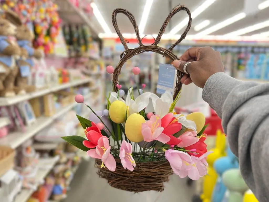 Ashland Floral Twig Bunny Basket Wall Décor