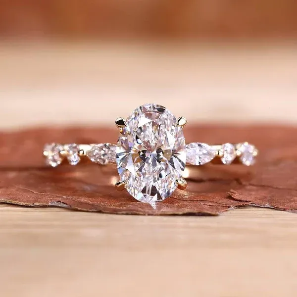 Buy Oval Shaped Engagement Ring for Perfect Sparkle