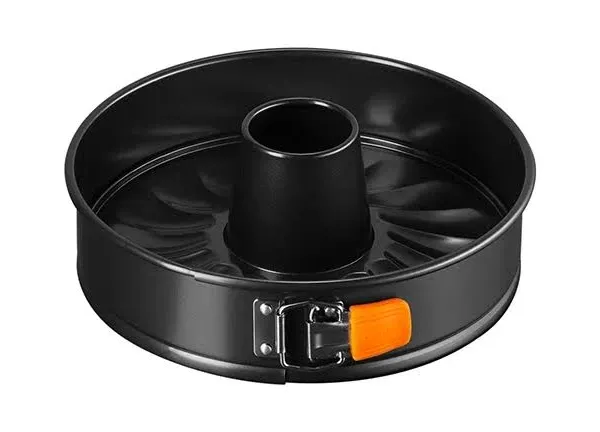 Le Creuset Springform Cake Tin