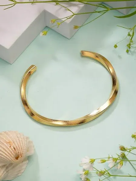 Lisa Angel Brushed Gold Bar Bangle