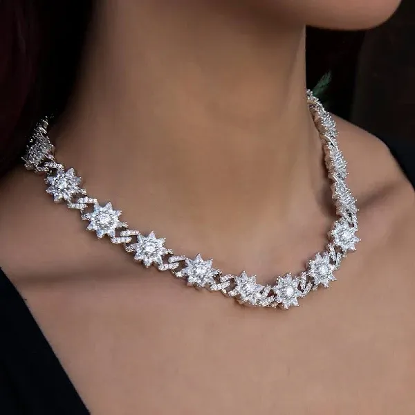 The GLD Shop Diamond Infinity Flower Necklace Size