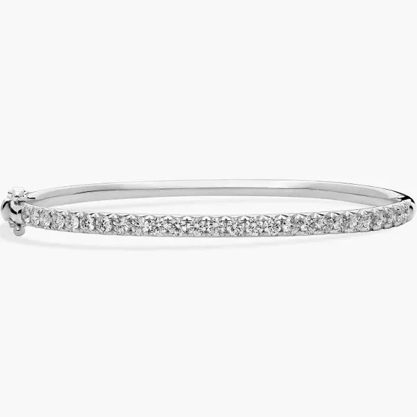 Blue Nile tw. French Pavé Diamond Bangle Bracelet